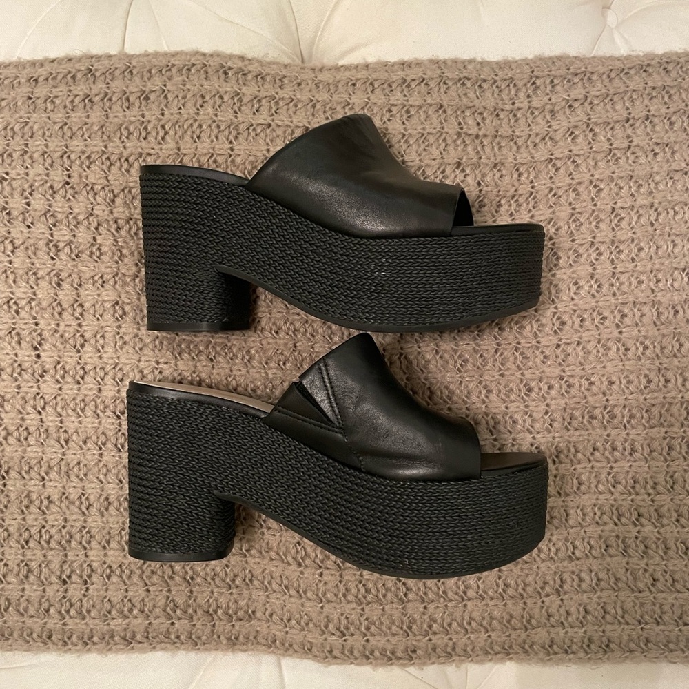 Gently Used Franco Sarto Platform sandals-Black - Picture 5 of 5